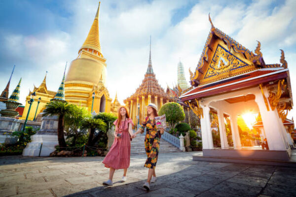 What Makes Thailand an Ideal Honeymoon Destination?